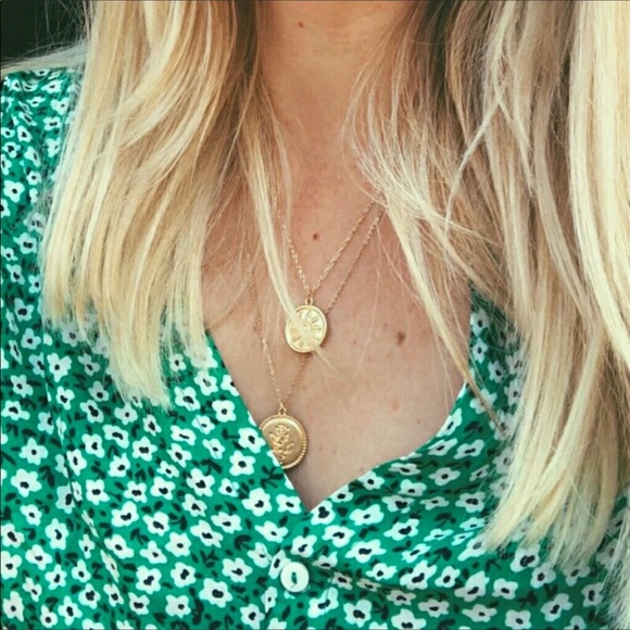 18K artisan made sun medallion festival necklace - Picture 2 of 6